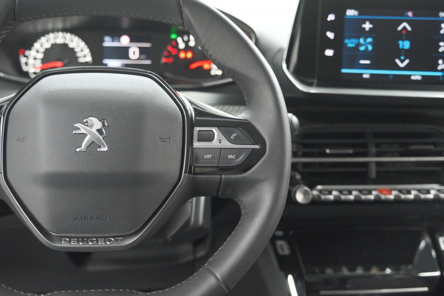 Peugeot 208 PureTech 100 Allure Pack | Camera | Apple Carplay | Stoelverwarming | Parkeersensoren