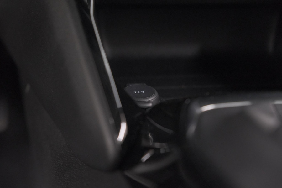 Peugeot 208 PureTech 100 Allure Pack | Camera | Apple Carplay | Stoelverwarming | Parkeersensoren