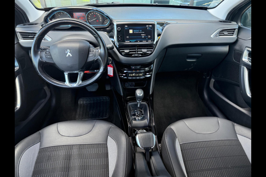 Peugeot 2008 1.2 Turbo Allure - Automaat - Navi - Trekhaak - Parkeerhulp - Climate