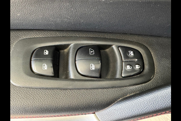 Renault Kadjar 1.2 TCe Black Edition TREKHAAK CAMERA NAVIGATIE LED LEDER CLIMATE CRUISE KEYLESS-GO