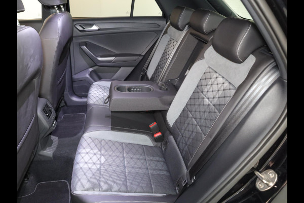 Volkswagen T-Roc 1.5 TSI R-Line 150 pk Automaat (DSG) | Verlengde garantie | Navigatie | Trekhaak (afneembaar) | Parkeersensoren (Park assist) | Achteruitrijcamera | R-Line |