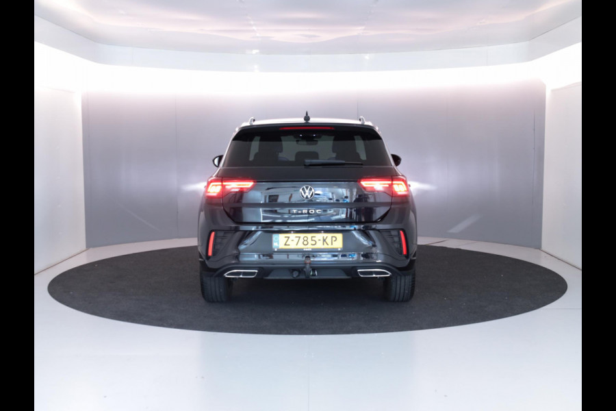 Volkswagen T-Roc 1.5 TSI R-Line 150 pk Automaat (DSG) | Verlengde garantie | Navigatie | Trekhaak (afneembaar) | Parkeersensoren (Park assist) | Achteruitrijcamera | R-Line |