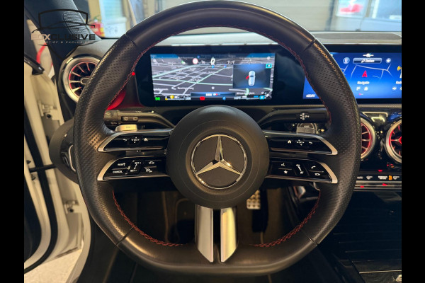Mercedes-Benz A-Klasse 200 AMG Line Pano/Ambiente/Facelift/Camera