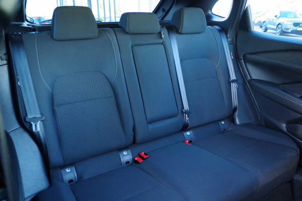 Nissan QASHQAI 1.3 MHEV Xtronic Business Access, Trekhaak, Adap. Cruise Control, Carplay, Camera,