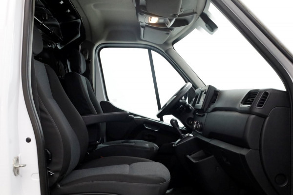 Renault Master T35 2.3 dCi 150pk L2H2 Automaat Imperiaal/2x Schuifdeur 03-2020