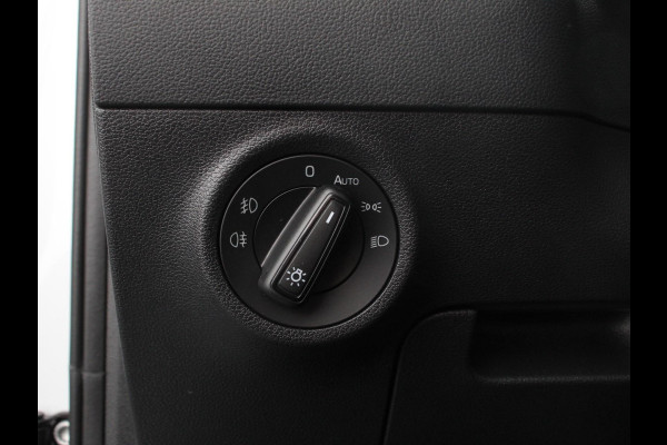 Škoda Karoq 1.5 TSI 150pk DSG Ambition | Navigatie | Apple Carpla/Android Auto | Camera | Climate Control | Adaptive Cruise control | Lichtmetalen Velgen