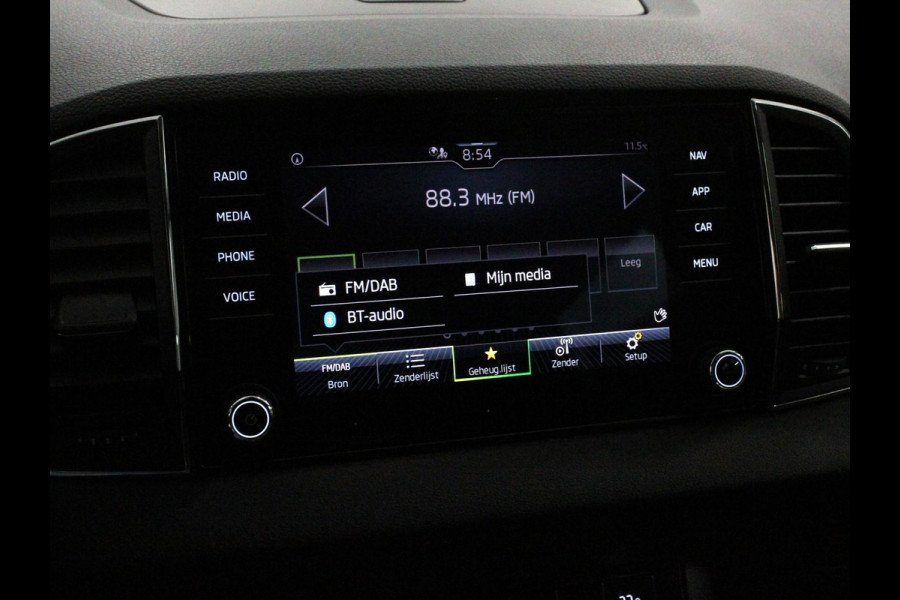 Škoda Karoq 1.5 TSI 150pk DSG Ambition | Navigatie | Apple Carpla/Android Auto | Camera | Climate Control | Adaptive Cruise control | Lichtmetalen Velgen