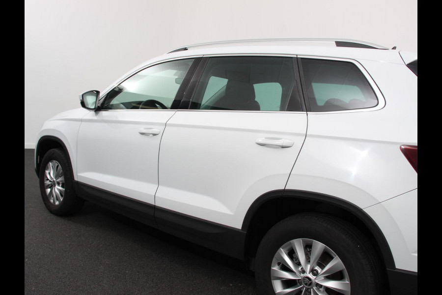 Škoda Karoq 1.5 TSI 150pk DSG Ambition | Navigatie | Apple Carpla/Android Auto | Camera | Climate Control | Adaptive Cruise control | Lichtmetalen Velgen