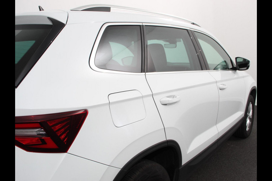 Škoda Karoq 1.5 TSI 150pk DSG Ambition | Navigatie | Apple Carpla/Android Auto | Camera | Climate Control | Adaptive Cruise control | Lichtmetalen Velgen