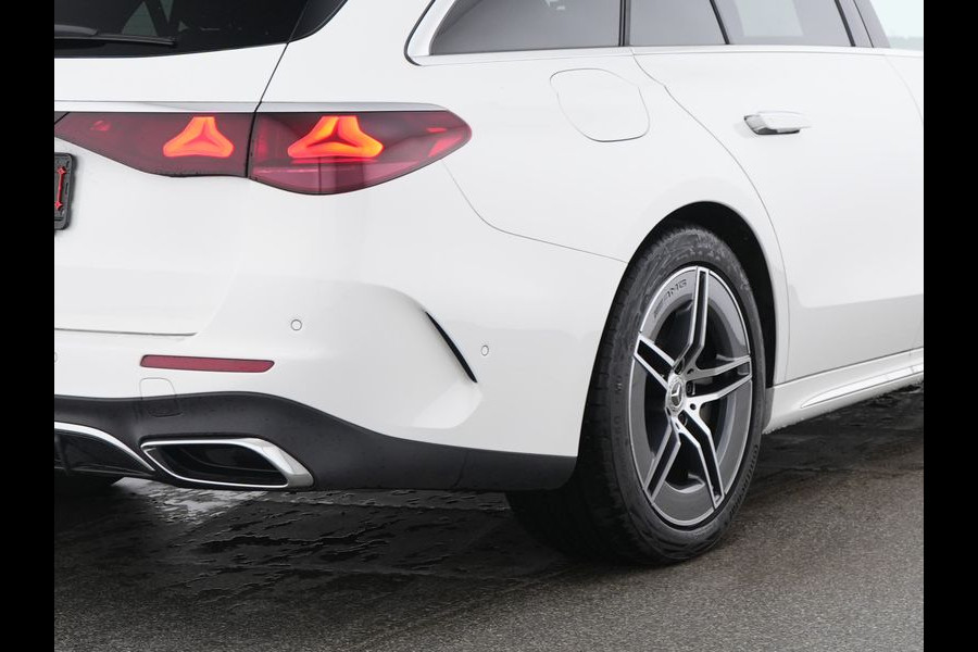Mercedes-Benz E-Klasse Estate 300 e AMG Plug-In Hybride AMG Line | Panorama Schuif-Kanteldak | Trekhaak | Burmester® 4D-Surround-Soundsystem | Distronic. Inclusief 24 maanden MB Certified garantie voor Europa.