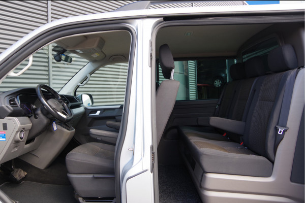 Volkswagen Transporter 2.0 TDI L2H1 DC-5P, BULLI 150PK AUT. 2X SCHUIFDEUR, TREKHAAK, ADAPT. CRUISE, VIRTUAL, CAMERA, NAVI, AIRCO, DUBBELE CABINE