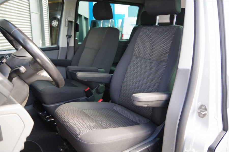 Volkswagen Transporter 2.0 TDI L2H1 DC-5P, BULLI 150PK AUT. 2X SCHUIFDEUR, TREKHAAK, ADAPT. CRUISE, VIRTUAL, CAMERA, NAVI, AIRCO, DUBBELE CABINE