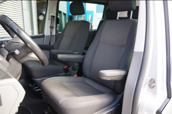 Volkswagen Transporter 2.0 TDI L2H1 DC-5P, BULLI 150PK AUT. 2X SCHUIFDEUR, TREKHAAK, ADAPT. CRUISE, VIRTUAL, CAMERA, NAVI, AIRCO, DUBBELE CABINE