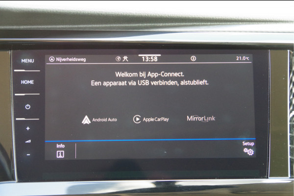 Volkswagen Transporter 2.0 TDI L2H1 DC-5P, BULLI 150PK AUT. 2X SCHUIFDEUR, TREKHAAK, ADAPT. CRUISE, VIRTUAL, CAMERA, NAVI, AIRCO, DUBBELE CABINE