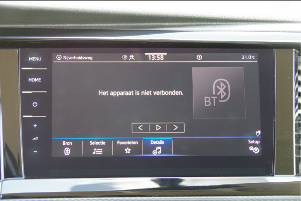Volkswagen Transporter 2.0 TDI L2H1 DC-5P, BULLI 150PK AUT. 2X SCHUIFDEUR, TREKHAAK, ADAPT. CRUISE, VIRTUAL, CAMERA, NAVI, AIRCO, DUBBELE CABINE