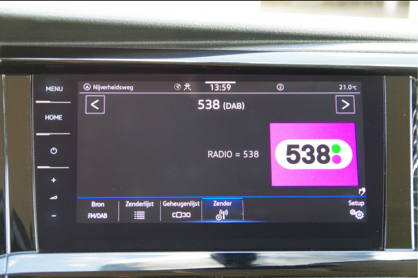 Volkswagen Transporter 2.0 TDI L2H1 DC-5P, BULLI 150PK AUT. 2X SCHUIFDEUR, TREKHAAK, ADAPT. CRUISE, VIRTUAL, CAMERA, NAVI, AIRCO, DUBBELE CABINE