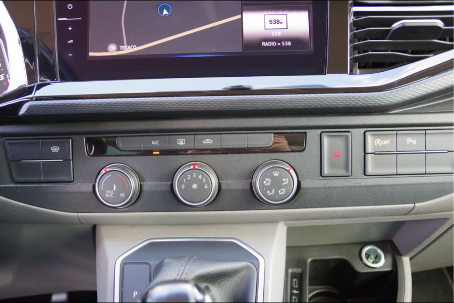 Volkswagen Transporter 2.0 TDI L2H1 DC-5P, BULLI 150PK AUT. 2X SCHUIFDEUR, TREKHAAK, ADAPT. CRUISE, VIRTUAL, CAMERA, NAVI, AIRCO, DUBBELE CABINE