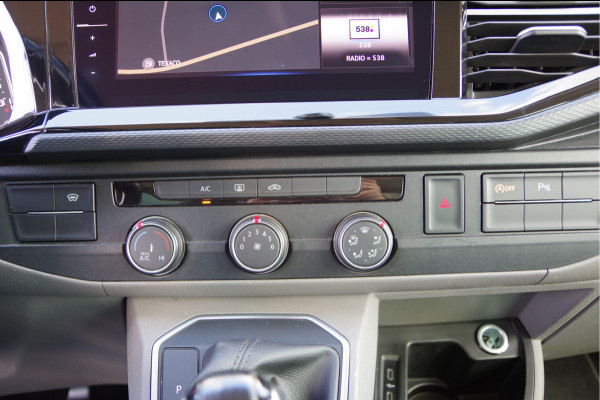 Volkswagen Transporter 2.0 TDI L2H1 DC-5P, BULLI 150PK AUT. 2X SCHUIFDEUR, TREKHAAK, ADAPT. CRUISE, VIRTUAL, CAMERA, NAVI, AIRCO, DUBBELE CABINE