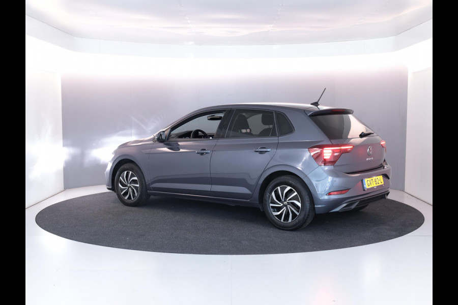 Volkswagen Polo 1.0 TSI Life Edition 95 pk | Verlengde garantie | Navigatie via App | Parkeersensoren | Achteruitrijcamera | Adaptieve cruise control |