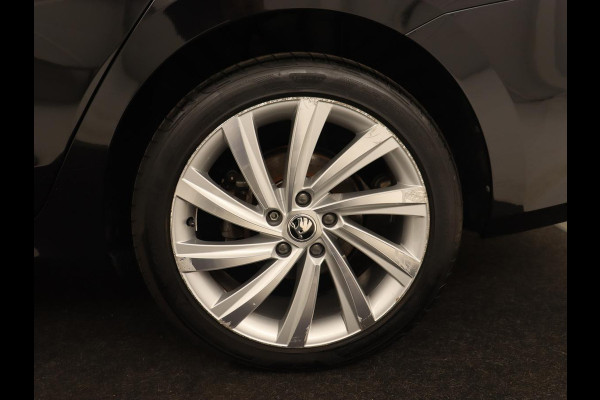 Škoda Octavia 1.4 TSI iV PHEV Business Edition | Stoel & stuurverwarming | Carplay | Navigatie | Parkeerhulp | Climate control | Cruise control