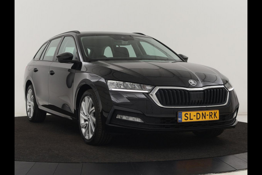 Škoda Octavia 1.4 TSI iV PHEV Business Edition | Stoel & stuurverwarming | Carplay | Navigatie | Parkeerhulp | Climate control | Cruise control