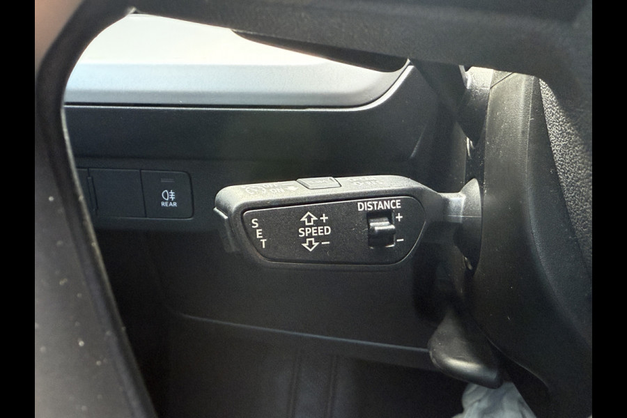 Audi Q4 e-tron 40 Edition 77 kWh | Apple Carplay | Stoelverwarming | Navigatie
