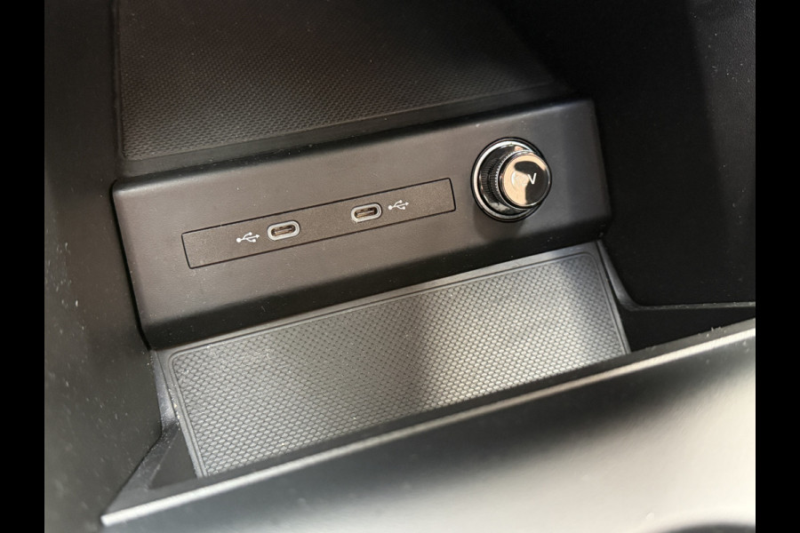 Audi Q4 e-tron 40 Edition 77 kWh | Apple Carplay | Stoelverwarming | Navigatie