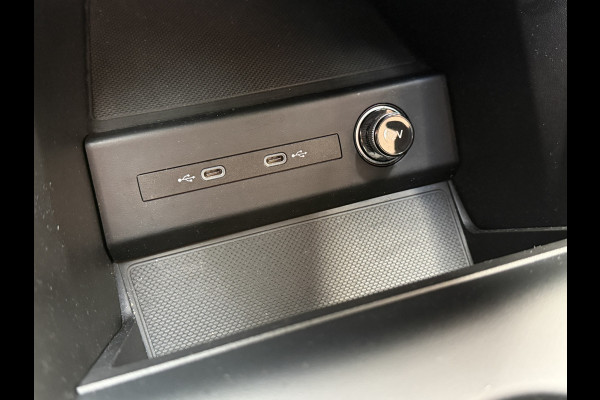 Audi Q4 e-tron 40 Edition 77 kWh | Apple Carplay | Stoelverwarming | Navigatie