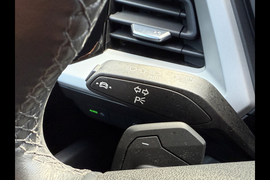 Audi Q4 e-tron 40 Edition 77 kWh | Apple Carplay | Stoelverwarming | Navigatie