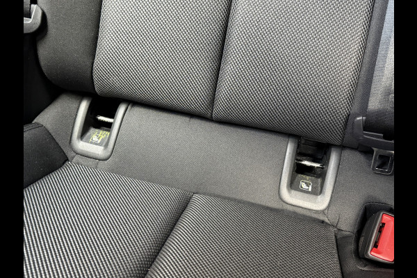 Audi Q4 e-tron 40 Edition 77 kWh | Apple Carplay | Stoelverwarming | Navigatie