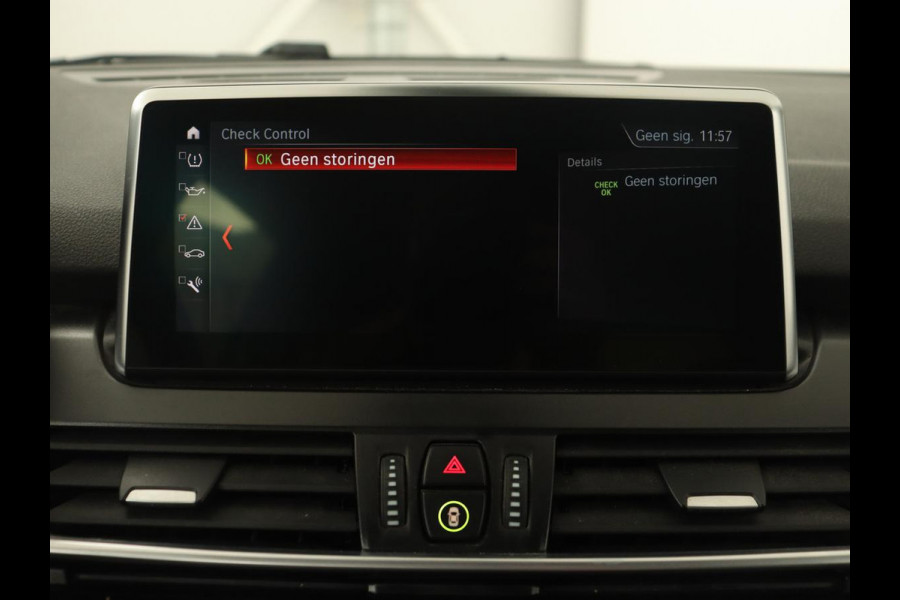 BMW 2 Serie Gran Tourer 218i High Executive | Leder | Head-Up | Trekhaak | Stoelverwarming | Navigatie | Full LED | Parkeerhulp | Climate control