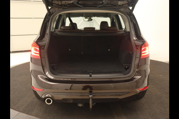 BMW 2 Serie Gran Tourer 218i High Executive | Leder | Head-Up | Trekhaak | Stoelverwarming | Navigatie | Full LED | Parkeerhulp | Climate control