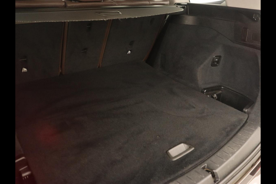 BMW 2 Serie Gran Tourer 218i High Executive | Leder | Head-Up | Trekhaak | Stoelverwarming | Navigatie | Full LED | Parkeerhulp | Climate control