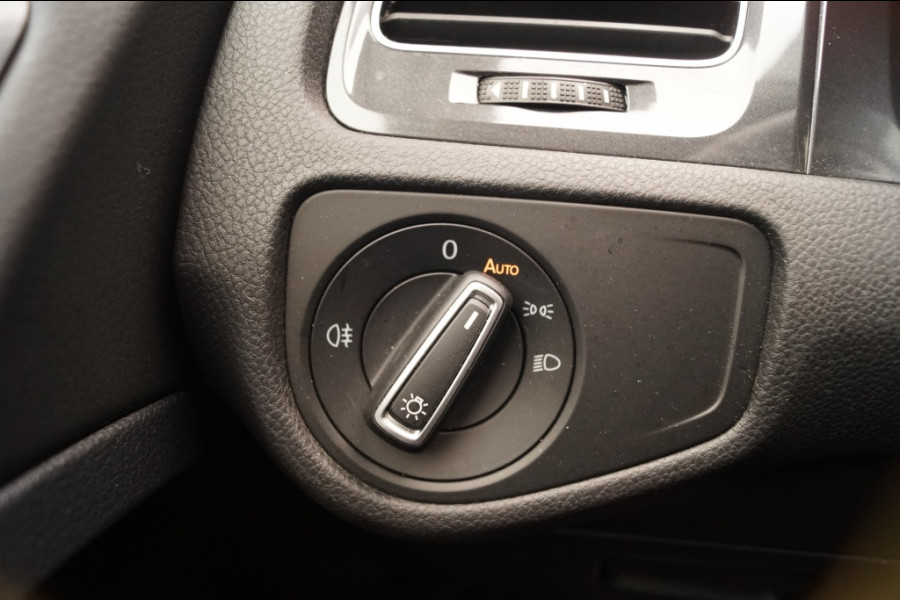 Volkswagen e-Golf 136pk Automaat -NAVI-ACC-LED-ECC-PDC-