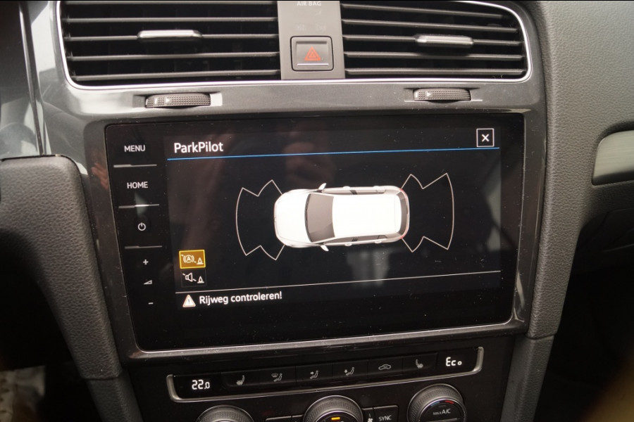 Volkswagen e-Golf 136pk Automaat -NAVI-ACC-LED-ECC-PDC-
