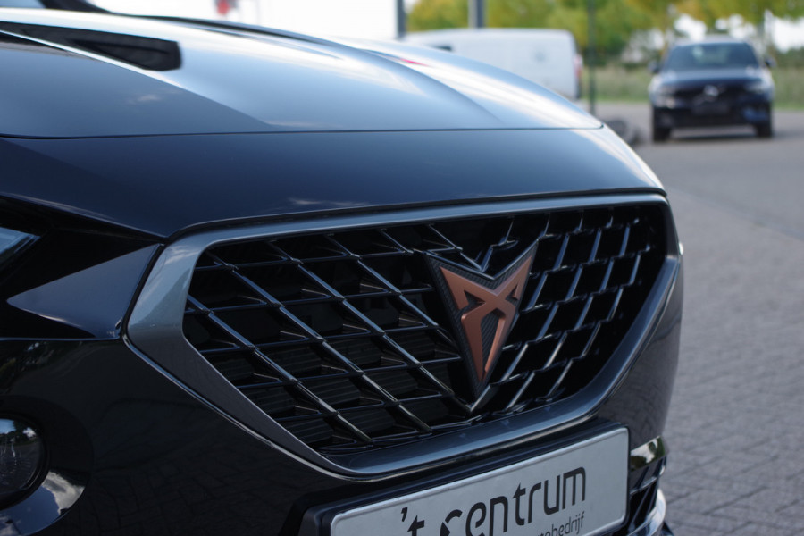 CUPRA Formentor 1.4 e-Hybrid VZ Copper Edition 245 PK PHEV, Memory, Carplay, Camera, Adap. Cruise Control