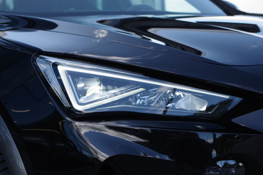 CUPRA Formentor 1.4 e-Hybrid VZ Copper Edition 245 PK PHEV, Memory, Carplay, Camera, Adap. Cruise Control