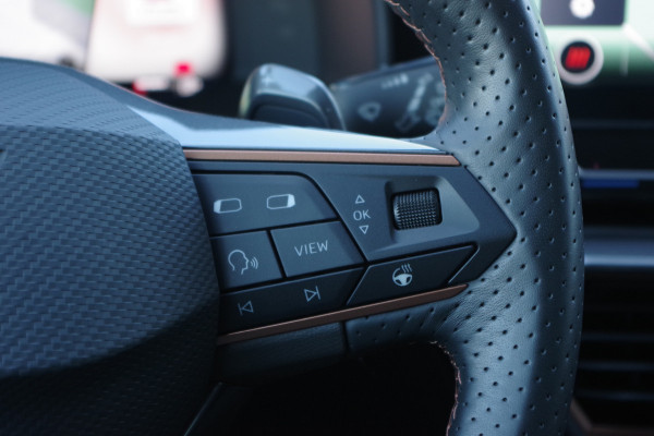 CUPRA Formentor 1.4 e-Hybrid VZ Copper Edition 245 PK PHEV, Memory, Carplay, Camera, Adap. Cruise Control