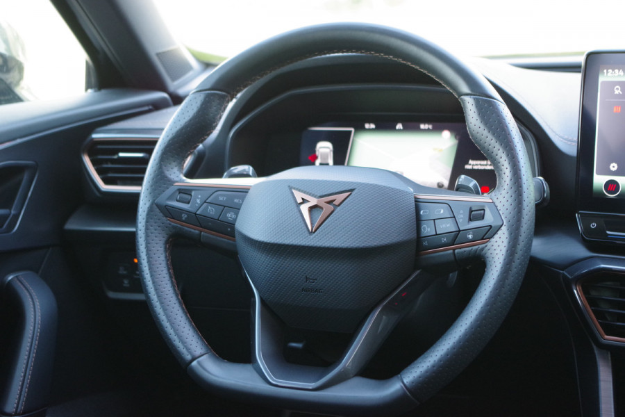 CUPRA Formentor 1.4 e-Hybrid VZ Copper Edition 245 PK PHEV, Memory, Carplay, Camera, Adap. Cruise Control