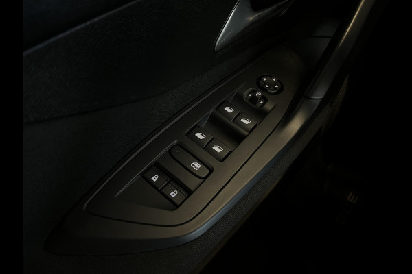 Peugeot 308 1.2 130pk Aut-8 PureTech Active Pack Business Airco Navi Parkeersensoren Full LED Adaptive Cuise Control Virtual cockpit