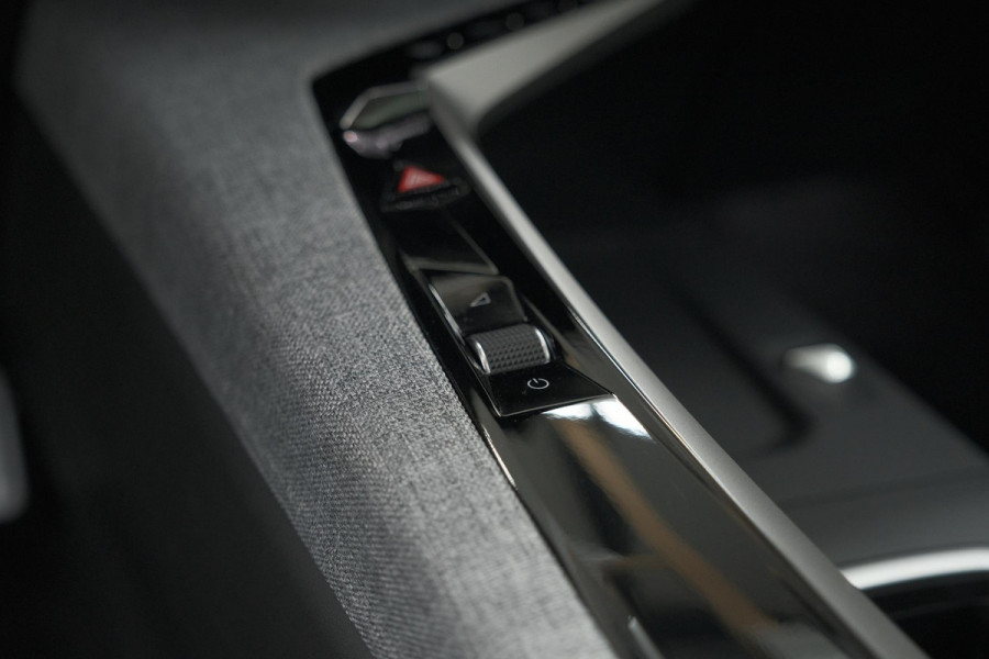 Peugeot 5008 HYbrid 145 e-DCS6 GT | Panoramadak | Camera | Elektrische Achterklep | Adaptieve Cruise Control