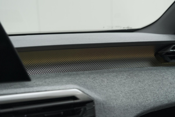 Peugeot 5008 HYbrid 145 e-DCS6 GT | Panoramadak | Camera | Elektrische Achterklep | Adaptieve Cruise Control