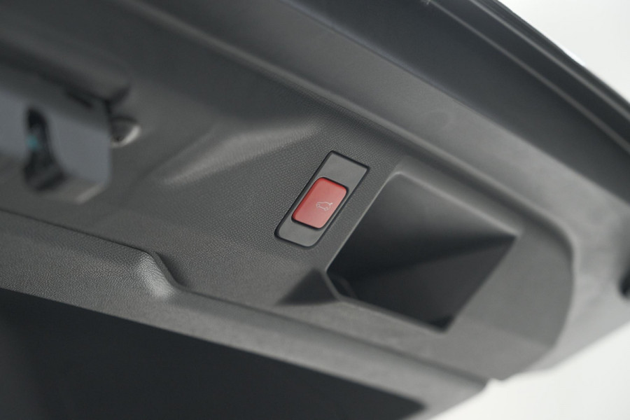 Peugeot 5008 HYbrid 145 e-DCS6 GT | Panoramadak | Camera | Elektrische Achterklep | Adaptieve Cruise Control
