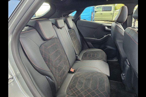 Ford Puma 1.0 EcoBoost Hybrid ST-Line X 155pk Automaat | Panoramadak | Afneembare trekhaak | Winter Pack | Adaptive cruise control | 360 graden camera | Bang&Olufsen | Elektrsiche achterklep | Matrix LED Ford Puma 1.0 EcoBoost Hybrid ST-Line X 155pk Automaat | Panoramadak | Afneembare trekhaak | Winter Pack | Adaptive cruise control | 360 graden camera | Bang&Olufsen | Elektrsiche achterklep | Matrix LED