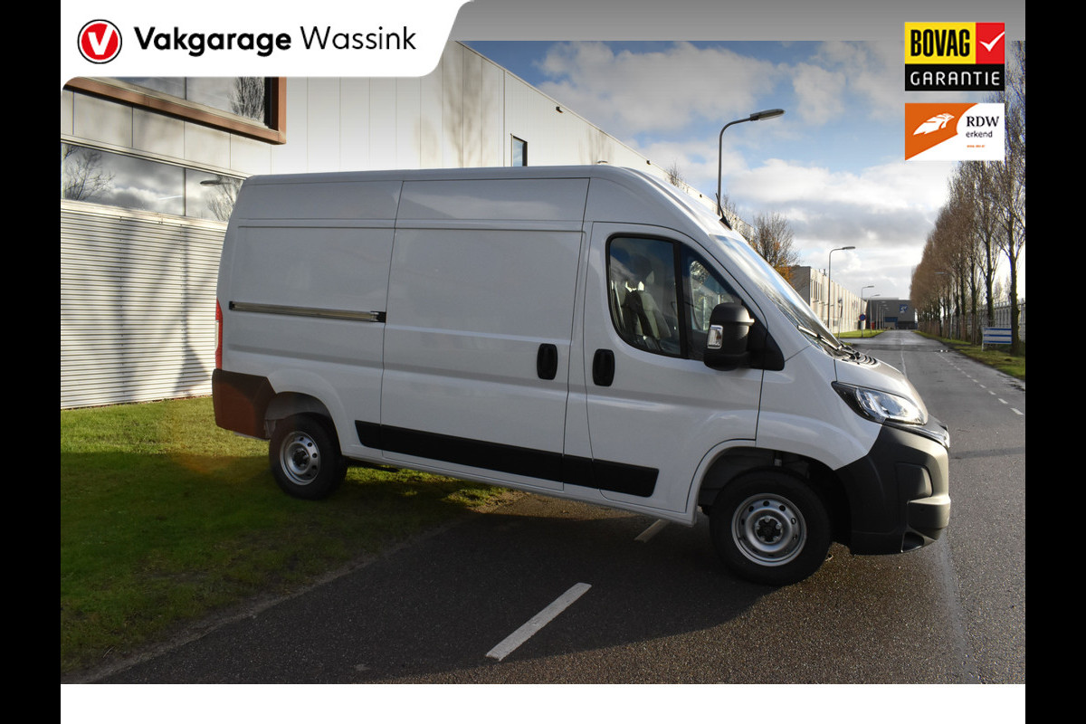 Peugeot Boxer 2.2 BlueHDi 140 S&S L2H2 3.3t Euro 6 Nieuwe registratie 2024/ GEEN BPM/ L2H2/ achteruitrijcamera verzwaard verenpakket, pakket City plus