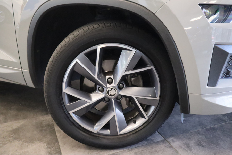 Škoda Kodiaq 1.5 TSI Sportline Business 7p. Lederen bekleding Trekhaak 19''LM NAP