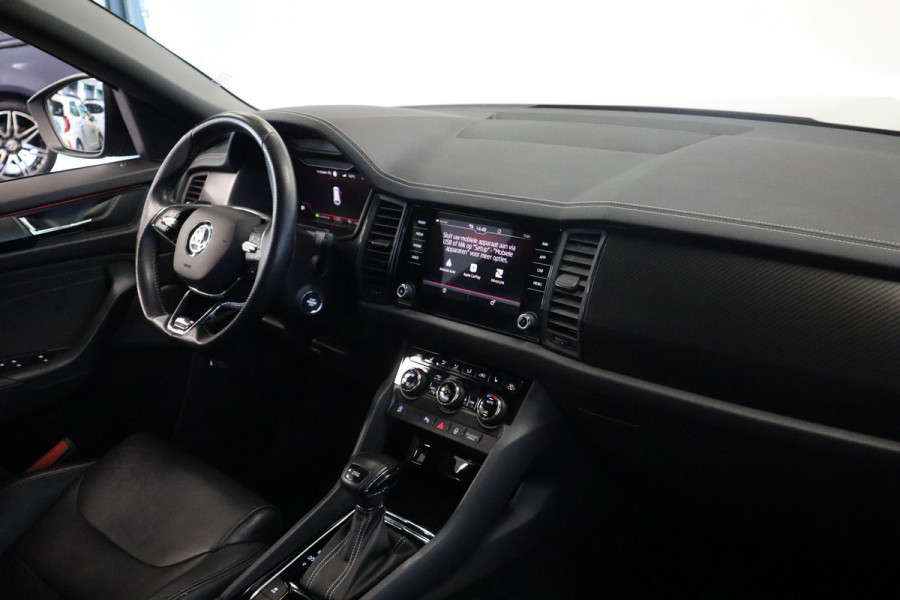 Škoda Kodiaq 1.5 TSI Sportline Business 7p. Lederen bekleding Trekhaak 19''LM NAP