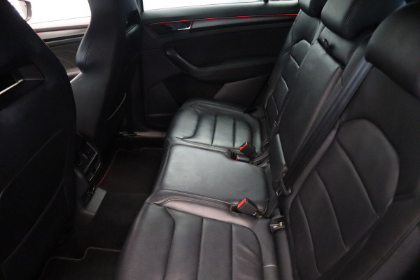 Škoda Kodiaq 1.5 TSI Sportline Business 7p. Lederen bekleding Trekhaak 19''LM NAP