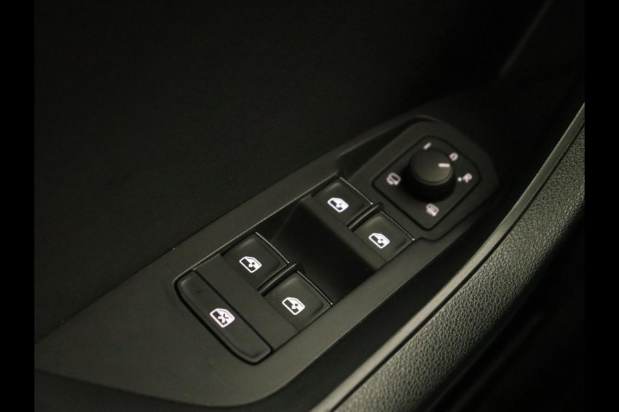 Škoda Kodiaq 1.4 TSI Style | Trekhaak | Achterbankverwarming | Navigatie | Parkeerhulp | Carplay | DAB | Stoelverwarming | Keyless | Full LED | Memory