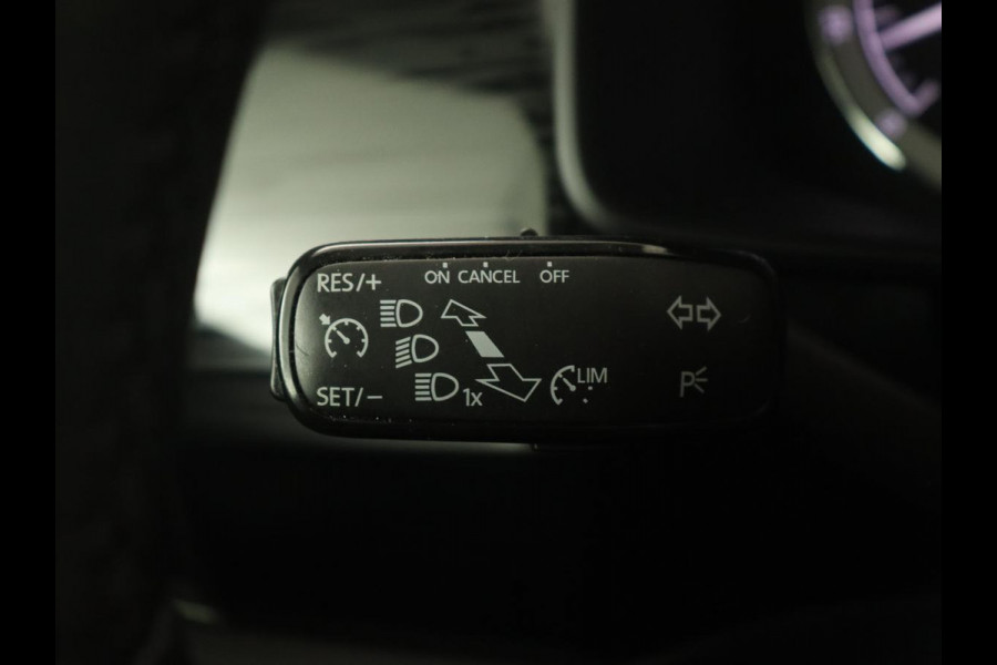 Škoda Kodiaq 1.4 TSI Style | Trekhaak | Achterbankverwarming | Navigatie | Parkeerhulp | Carplay | DAB | Stoelverwarming | Keyless | Full LED | Memory